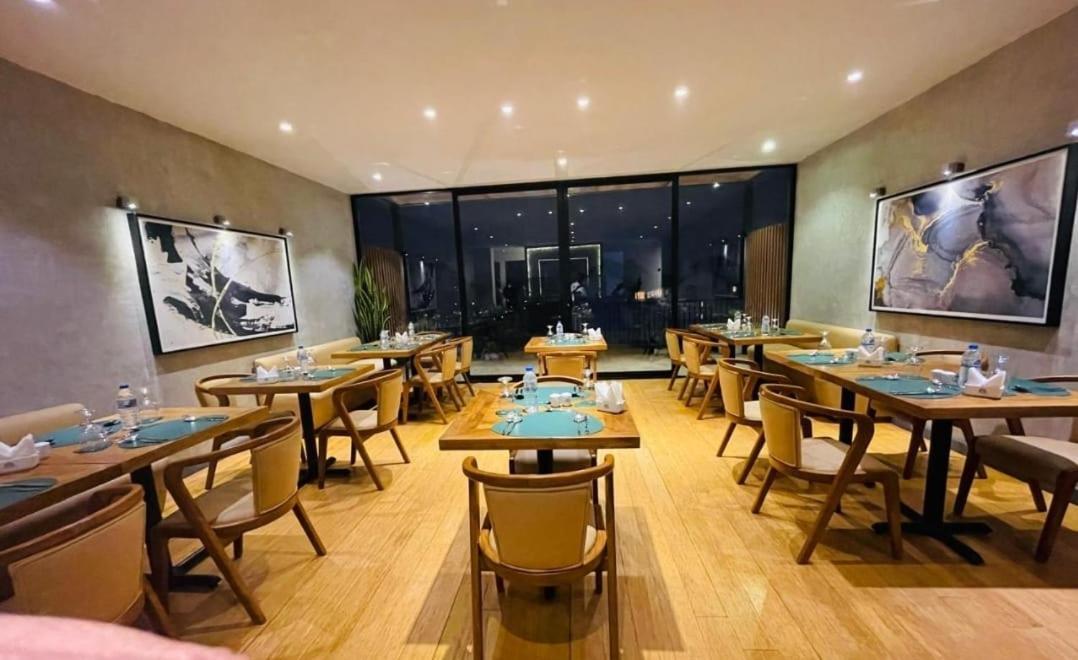 Highland Stonehouse Luxury Boutique Hotel Нувара-Елія Екстер'єр фото