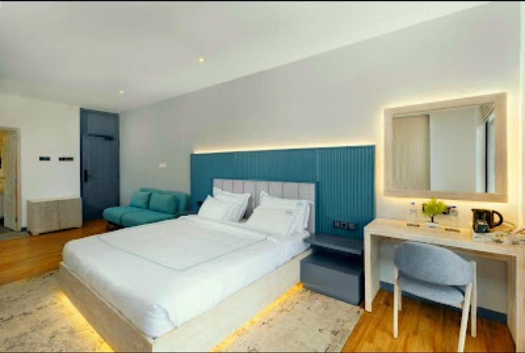 Highland Stonehouse Luxury Boutique Hotel Нувара-Елія Екстер'єр фото